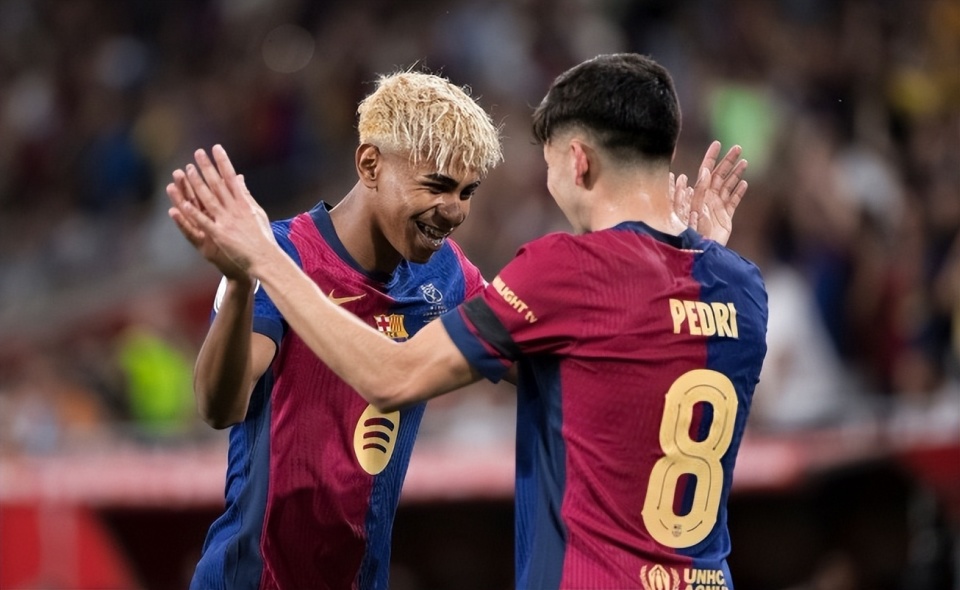 深圳男篮逆转北京王薪凯关键表现